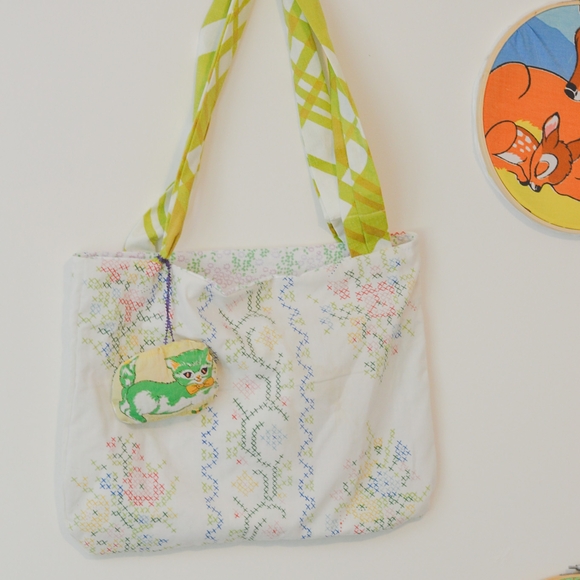 Handbags - Floral Embroidered Tote Bag with Green Straps